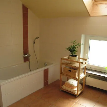 Hubner Apartment Bernlohe (Roth)